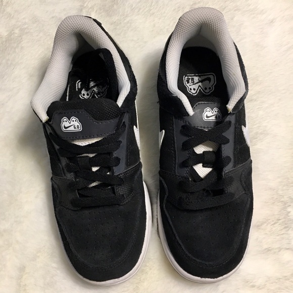 Nike 6.0 Sneakers - Picture 3 of 8